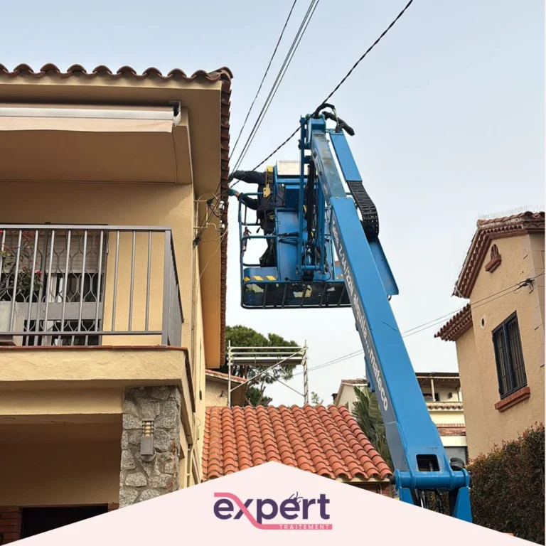 Instagram post from expert_traitement. This post is in position 3.