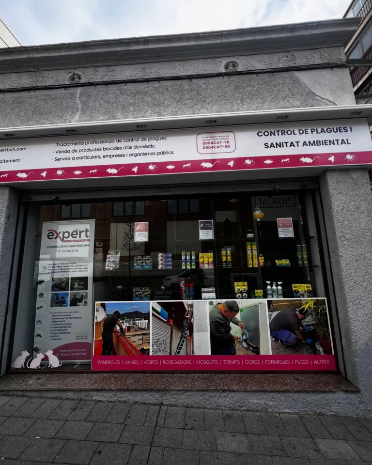 Instagram post from expert_traitement. This post is in position 2.